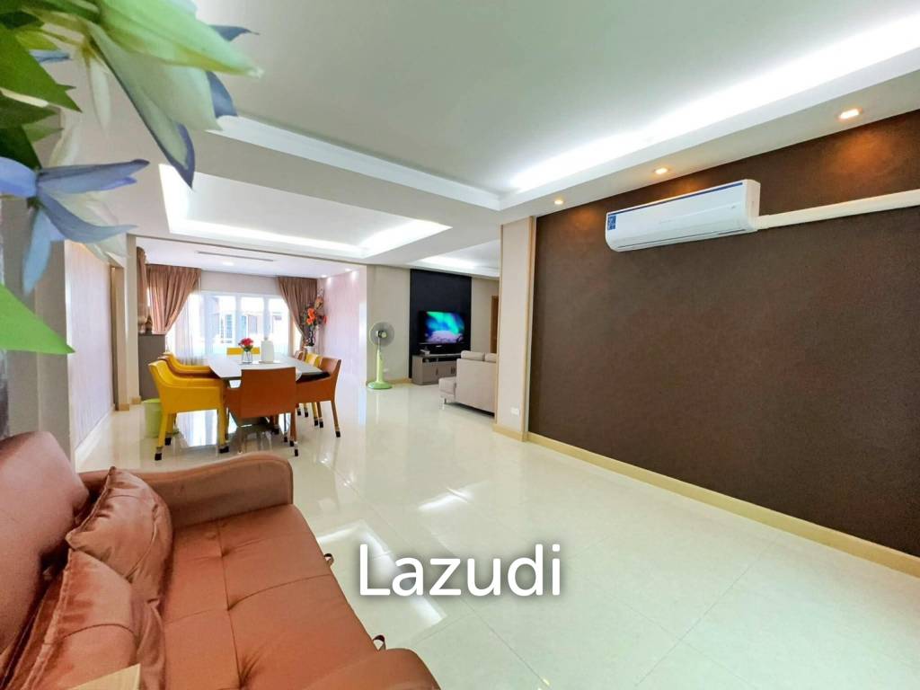 บ้านเดี่ยวขนาดใหญ่ให้เช่าในคอนโดเทลจอมเทียน