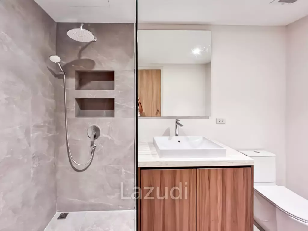 Unbeatable Value: Massive 134 sqm Condo in Central Hua Hin
