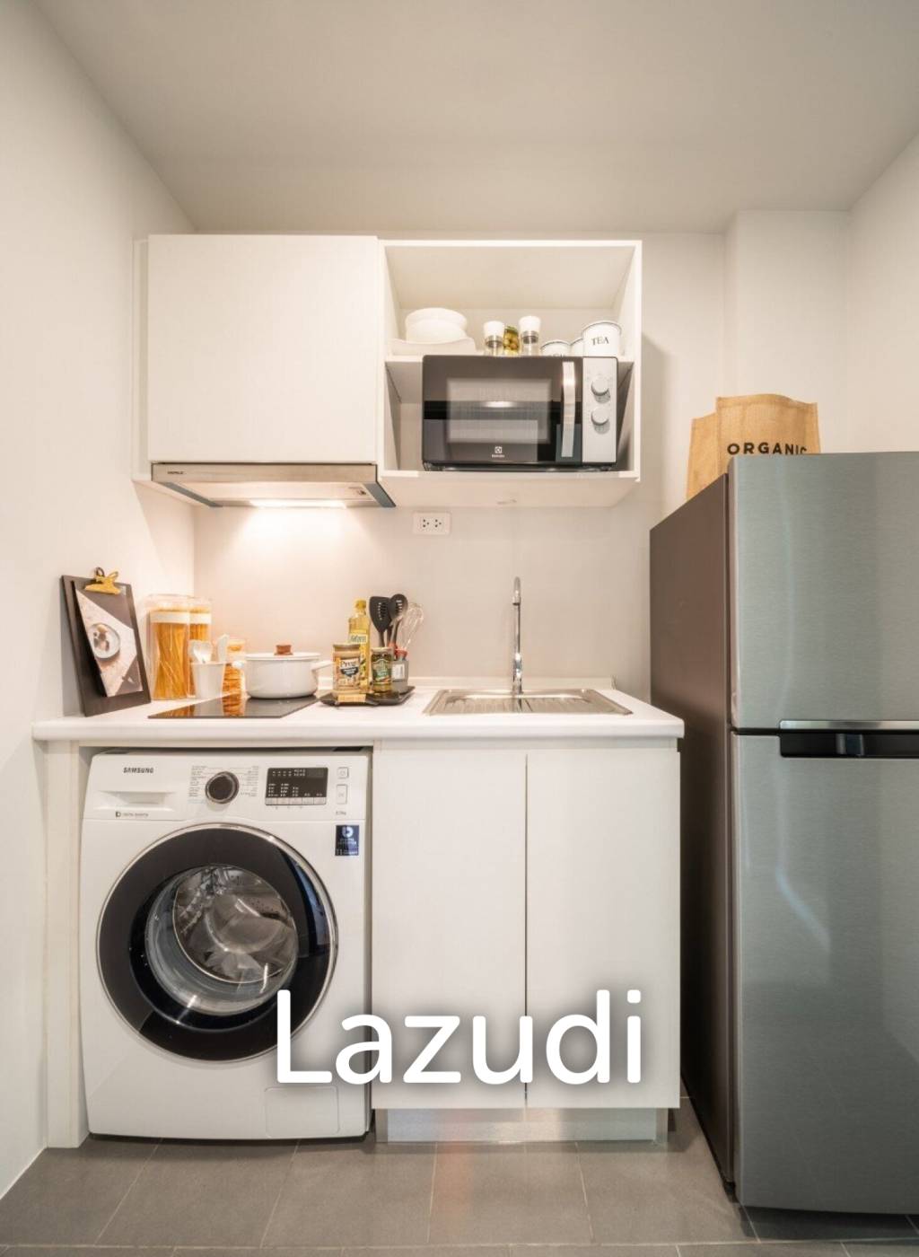 Modern 34.75 sqm 1 Bedroom Condo on 8th Floor at Blue Sukhumvit 89 Bang Chak Bangkok