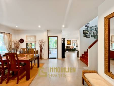 The Heights 2: 4-BR Villa with Pool and Garden