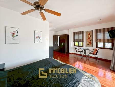 The Heights 2: 4-BR Villa with Pool and Garden