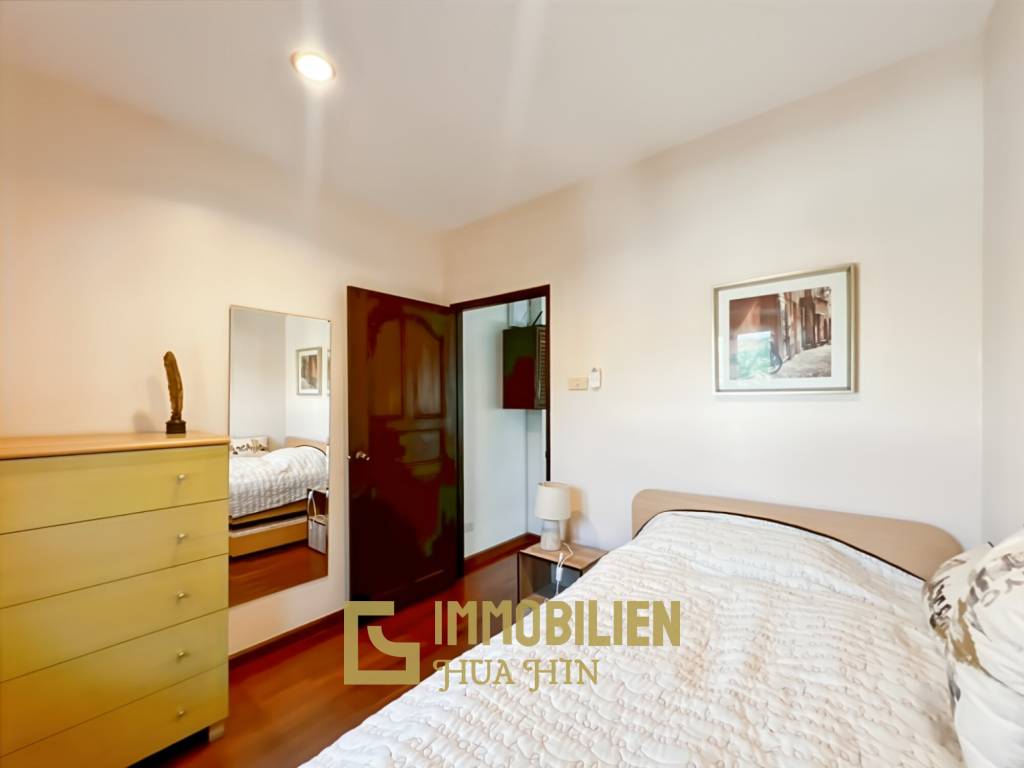 The Heights 2: 4-BR Villa with Pool and Garden