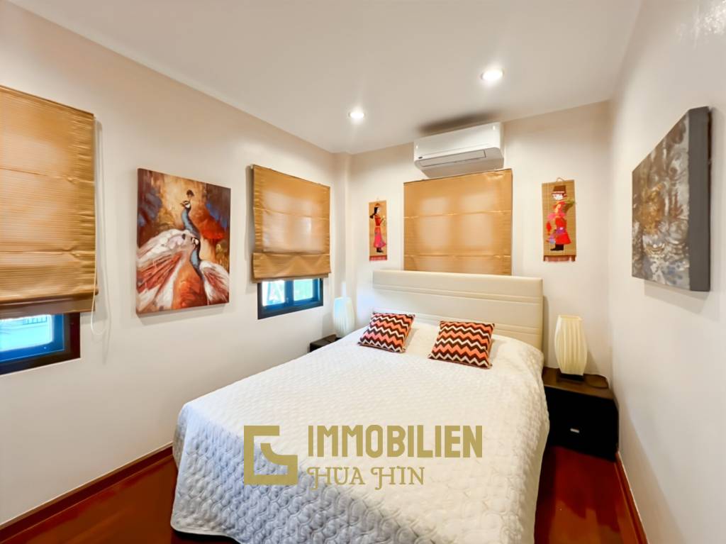 The Heights 2: 4-BR Villa with Pool and Garden