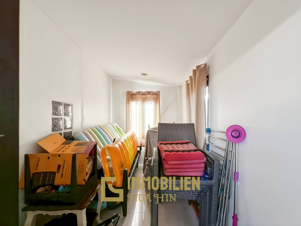 The Heights 2: 4-BR Villa with Pool and Garden