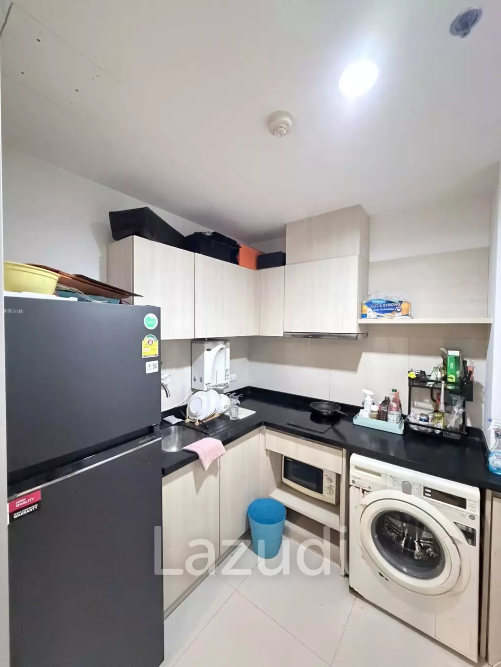 55 sqm 2 Bedroom Condo on 17th Floor at Rhythm Sathorn - Narathiwas Bangkok