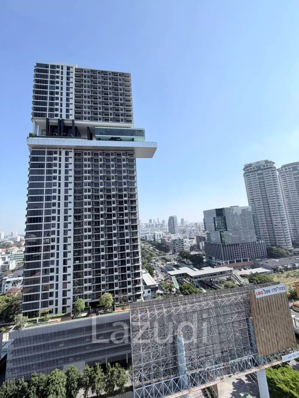 55 sqm 2 Bedroom Condo on 17th Floor at Rhythm Sathorn - Narathiwas Bangkok