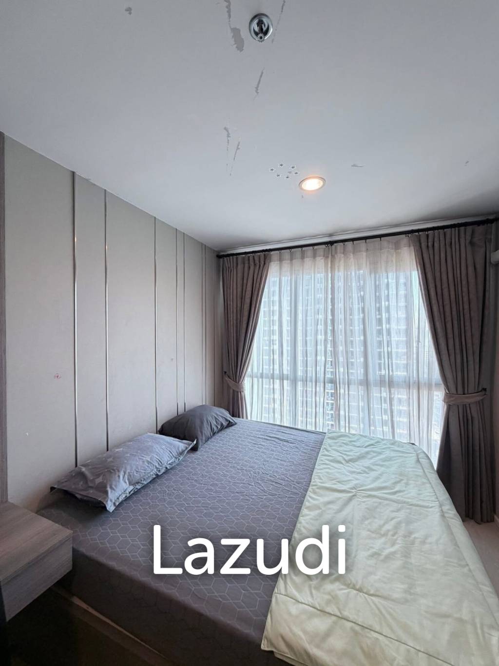 55 sqm 2 Bedroom Condo on 17th Floor at Rhythm Sathorn - Narathiwas Bangkok