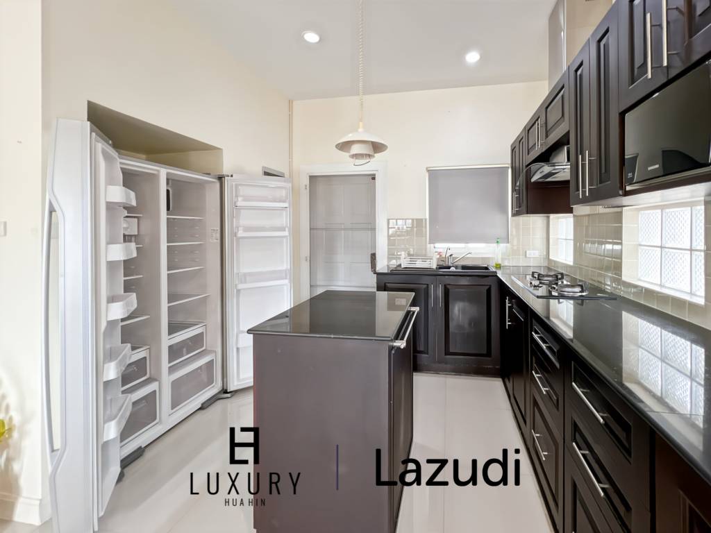 356 metro cuadrado 3 ` 3 Baño Villa de Alquiler