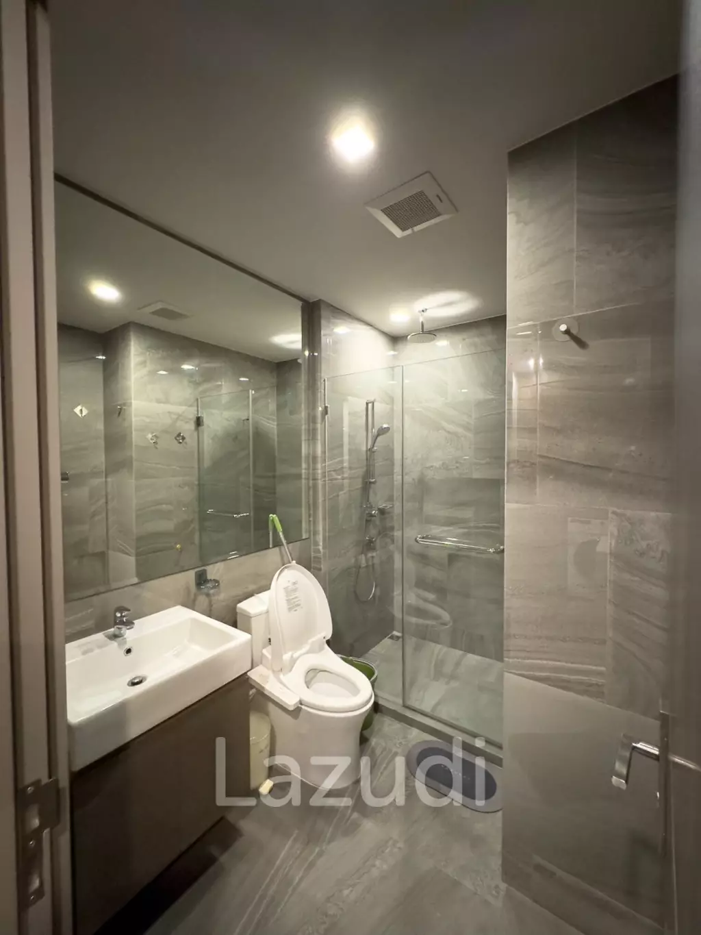 37F 47 sqm 2 Bedroom Condo at Ideo Q Victory Ratchathewi Bangkok