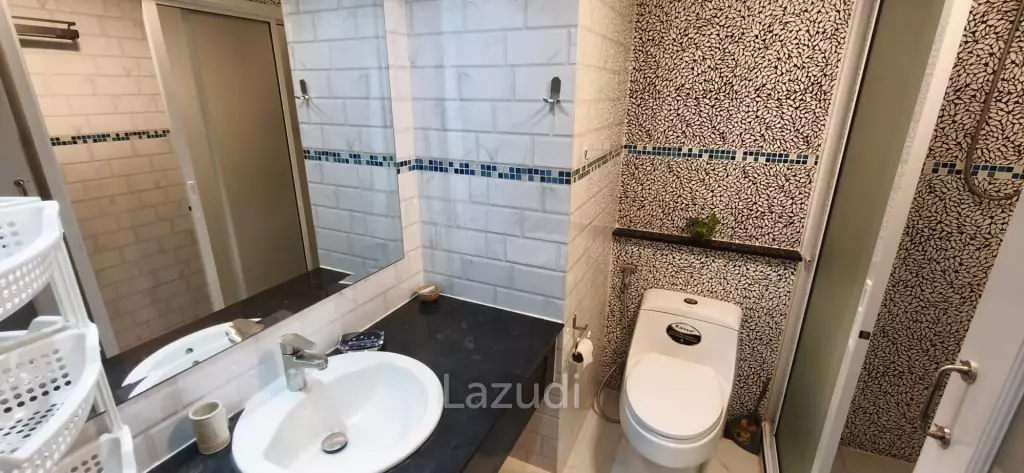Charming 2-Bedroom Sea View Condo for Rent at Jomtien Beach