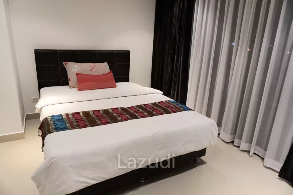 คอนโด 2 ห้องนอนสุดหรูสไตล์โอเอซิสเขตร้อนที่เดอะพาร์คจอมเทียน