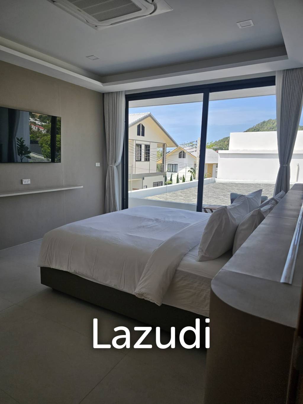 Brand New 3-Bedroom Modern Villa with Partial Sea Views in Plai Laem
