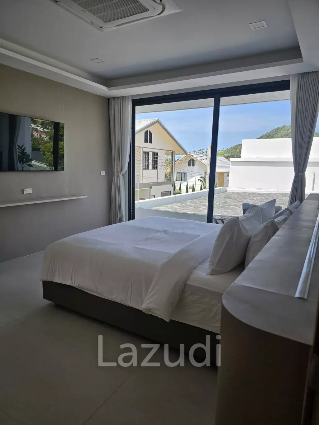 Brand New 3-Bedroom Modern Villa with Partial Sea Views in Plai Laem