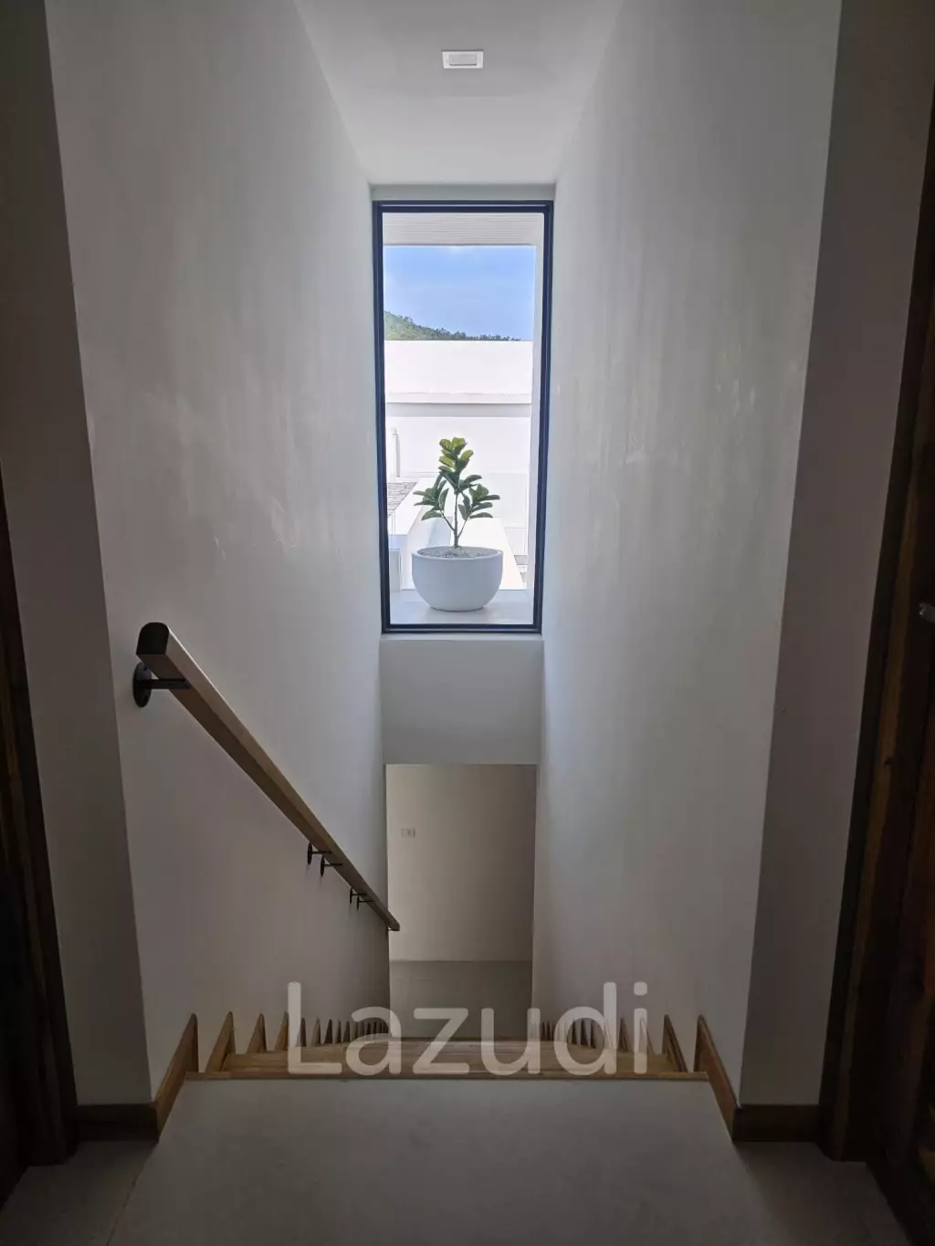 Brand New 3-Bedroom Modern Villa with Partial Sea Views in Plai Laem