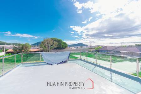 293 sqm modern pool villa in Cha-Am Blue Sky project