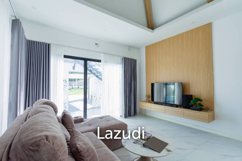 293 sqm modern pool villa in Cha-Am Blue Sky project