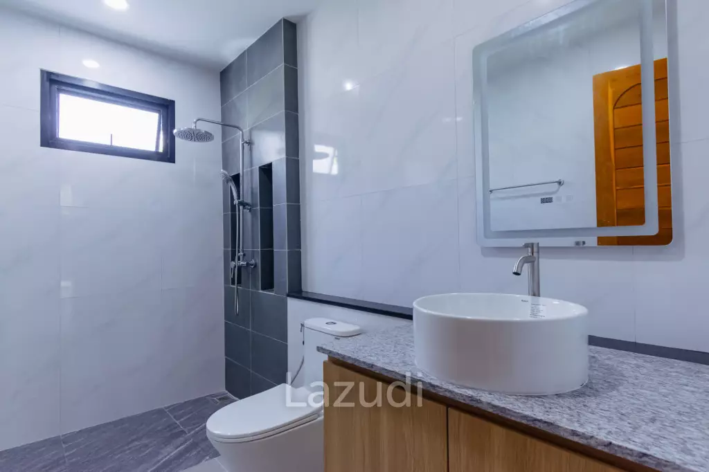 293 sqm modern pool villa in Cha-Am Blue Sky project