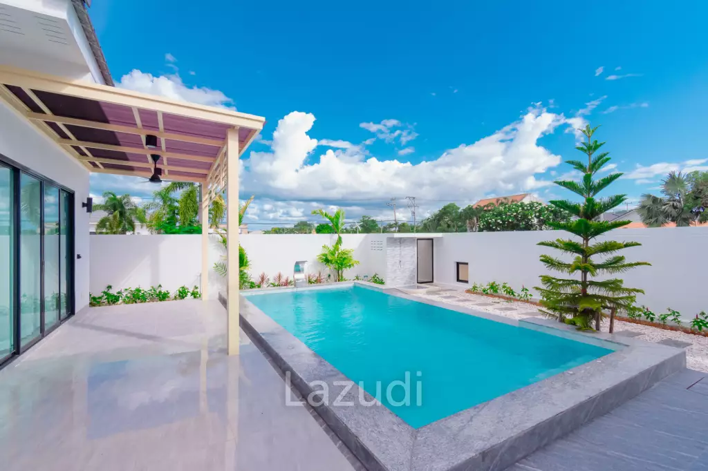 293 sqm modern pool villa in Cha-Am Blue Sky project