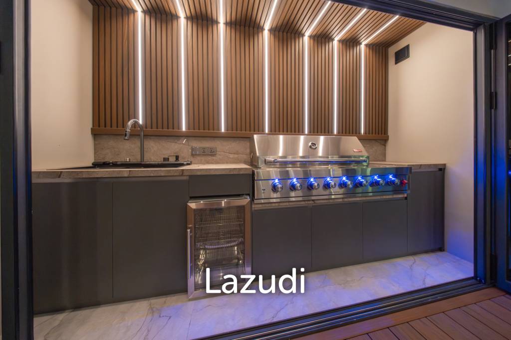 Luxury Smart Home Villa with High Ceilings – 387 SQ.M at Villa Solara