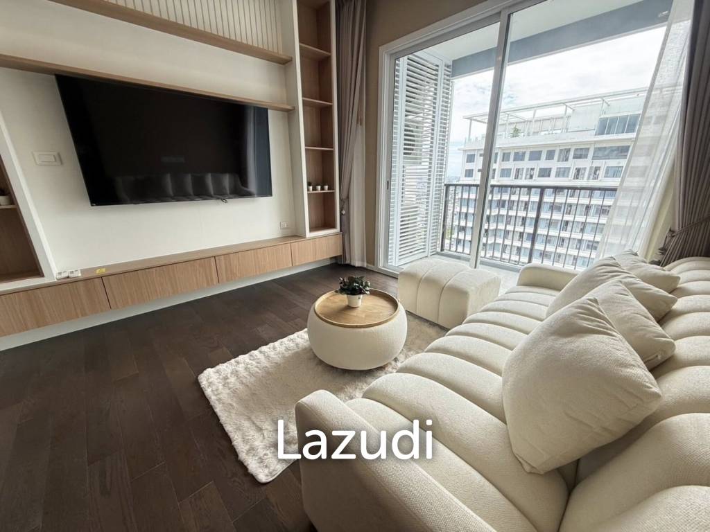 64 sqm high-floor condo at The Saint Residences Chatuchak Bangkok
