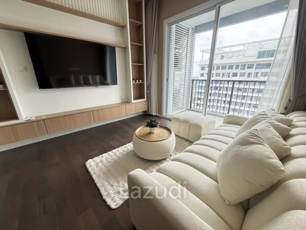 64 sqm high-floor condo at The Saint Residences Chatuchak Bangkok