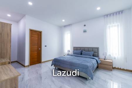 225 sqm Modern Pool Villa with Rooftop Terrace in Hua Hin City