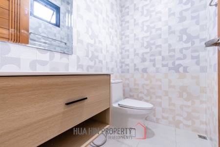 225 sqm Modern Pool Villa with Rooftop Terrace in Hua Hin City