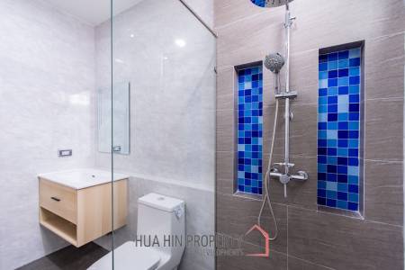 225 sqm Modern Pool Villa with Rooftop Terrace in Hua Hin City