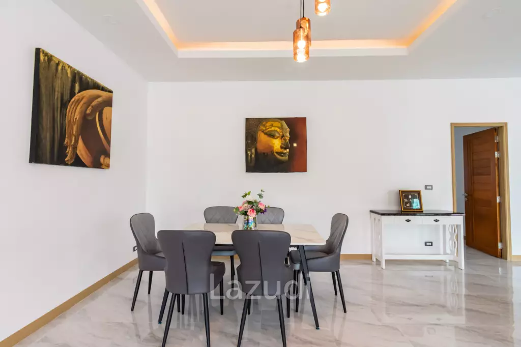 225 sqm Modern Pool Villa with Rooftop Terrace in Hua Hin City