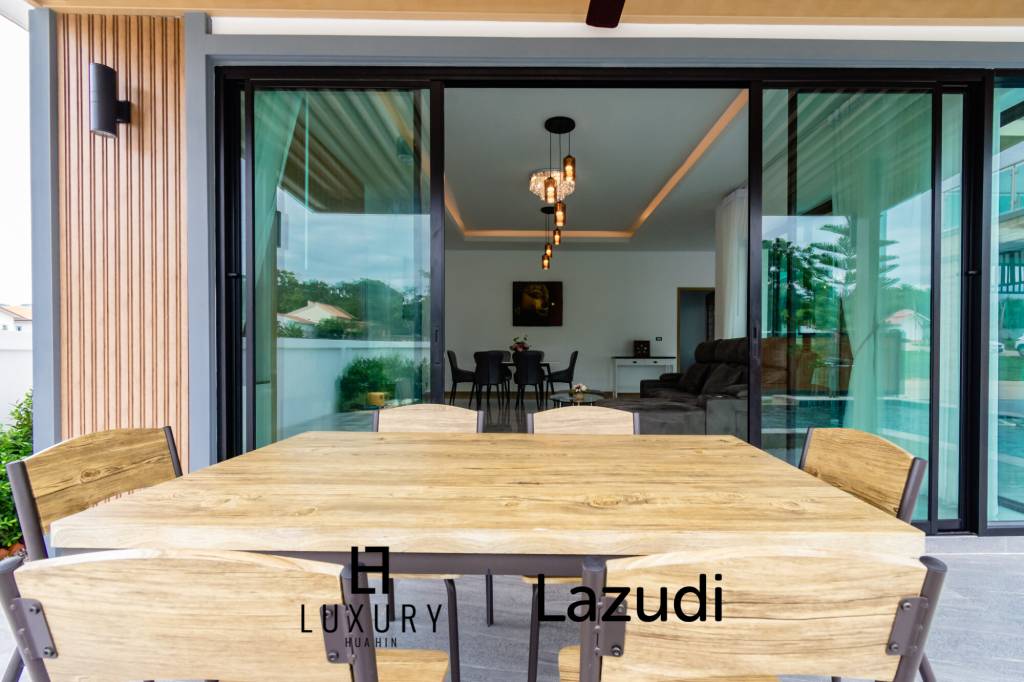 355 qm 3 Bett 3 Bad Villa Für Verkauf