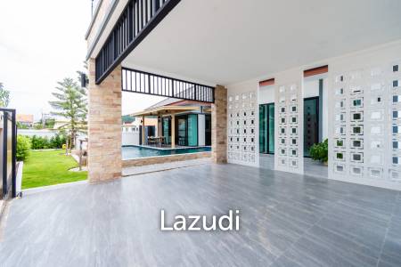 225 sqm Modern Pool Villa with Rooftop Terrace in Hua Hin City