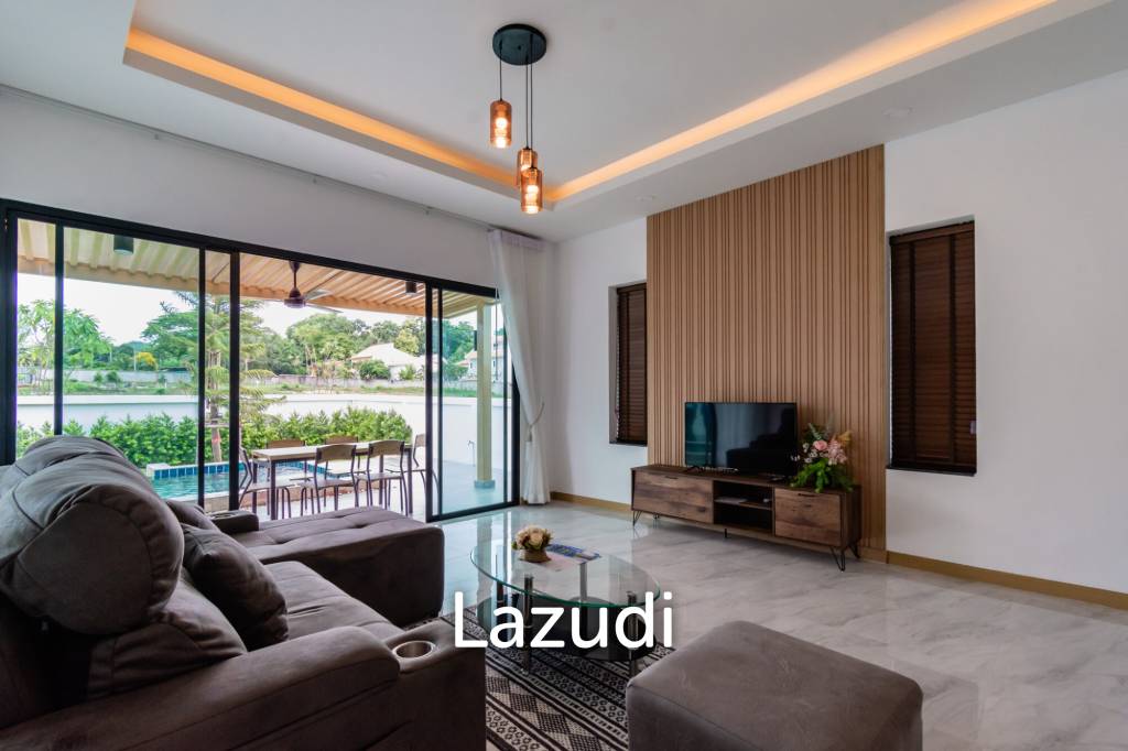 225 sqm Modern Pool Villa with Rooftop Terrace in Hua Hin City
