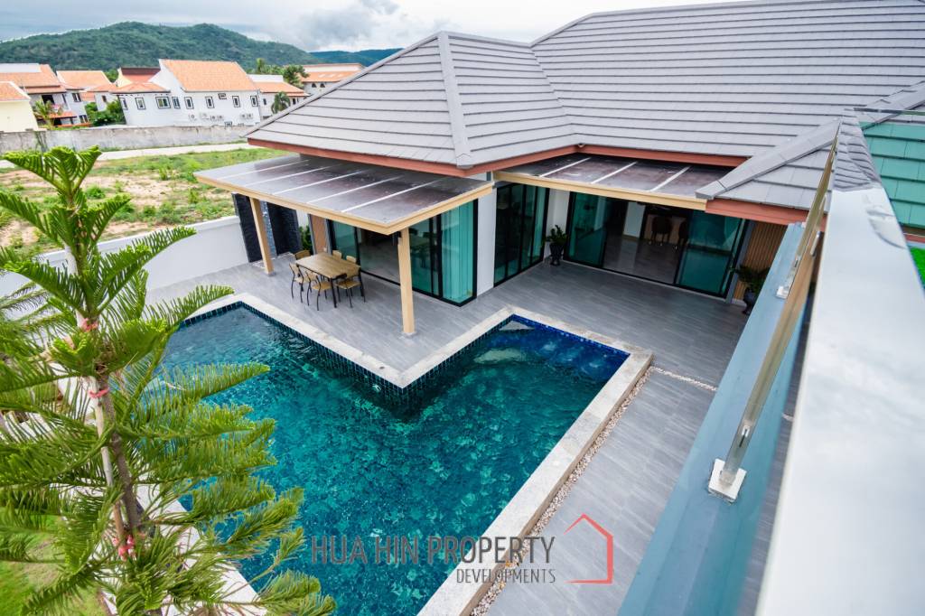 225 sqm Modern Pool Villa with Rooftop Terrace in Hua Hin City
