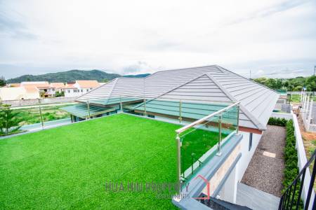 225 sqm Modern Pool Villa with Rooftop Terrace in Hua Hin City