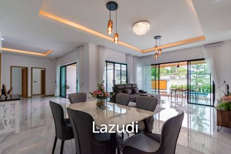 225 sqm Modern Pool Villa with Rooftop Terrace in Hua Hin City