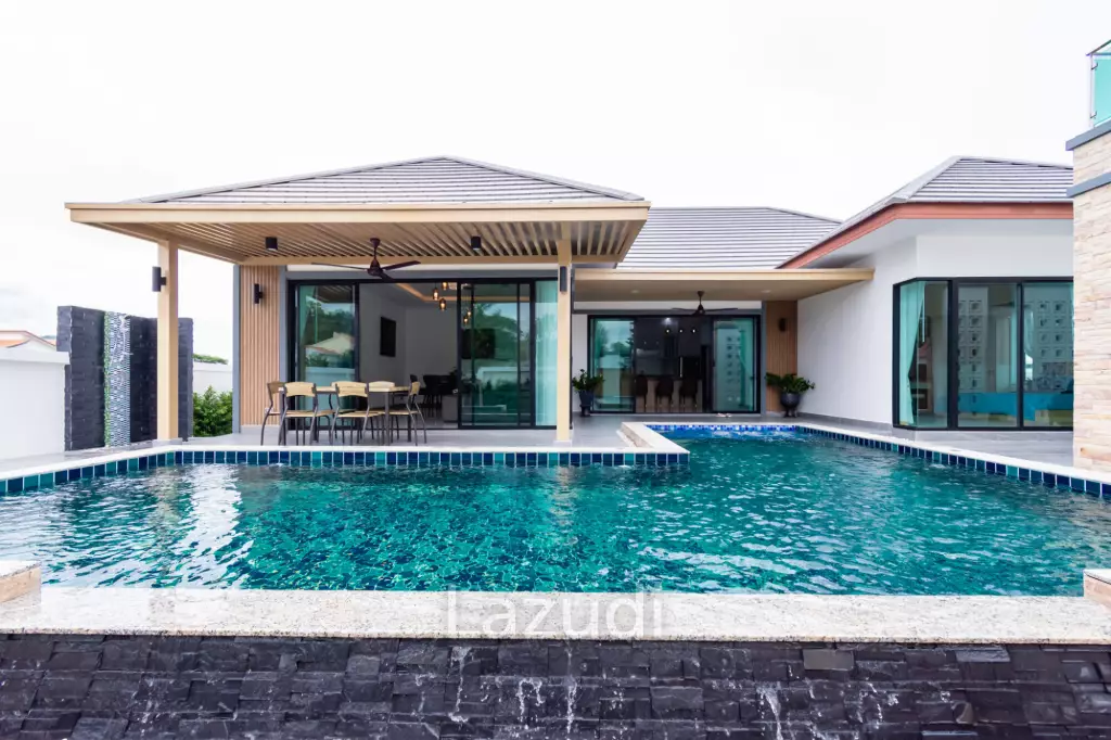 225 sqm Modern Pool Villa with Rooftop Terrace in Hua Hin City