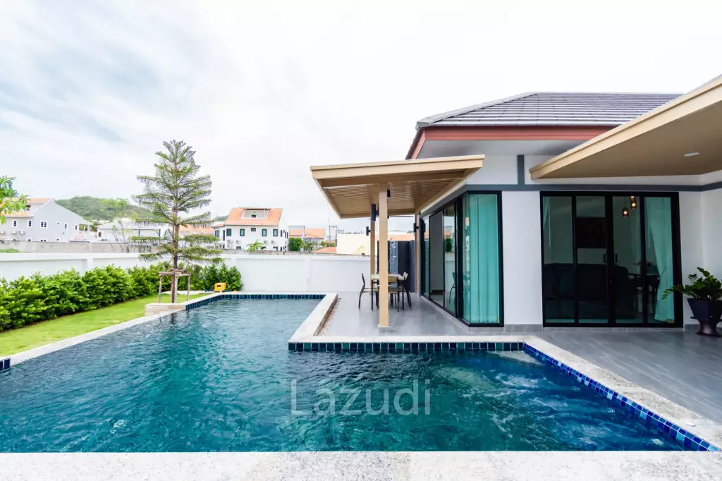 225 sqm Modern Pool Villa with Rooftop Terrace in Hua Hin City