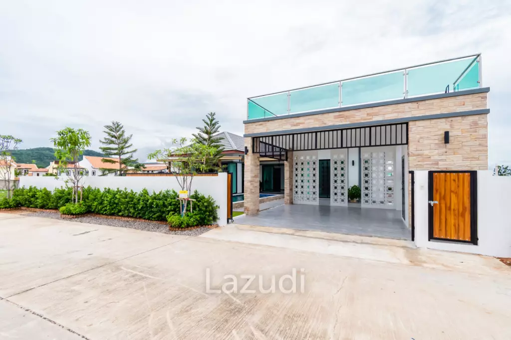 225 sqm Modern Pool Villa with Rooftop Terrace in Hua Hin City