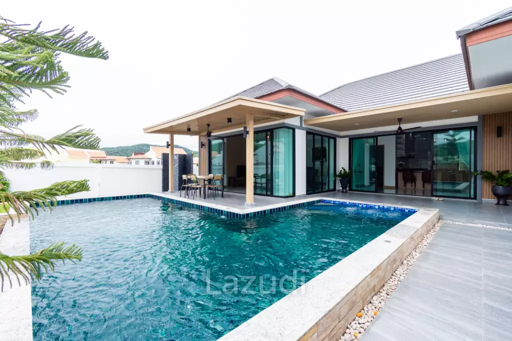 225 sqm Modern Pool Villa with Rooftop Terrace in Hua Hin City