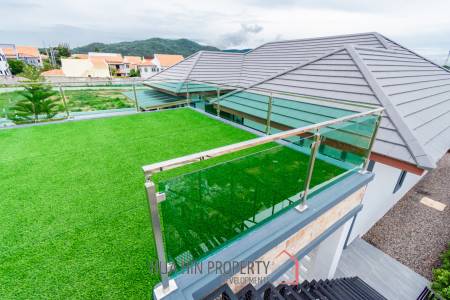 225 sqm Modern Pool Villa with Rooftop Terrace in Hua Hin City