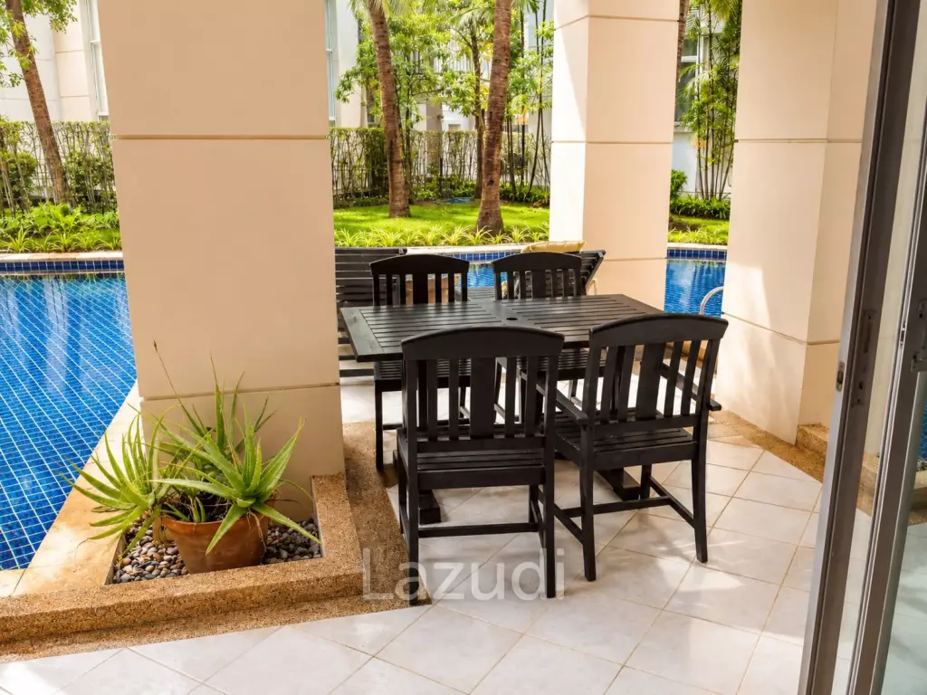BLUE LAGOON : 2 Bed Pool Access Condo near the beach