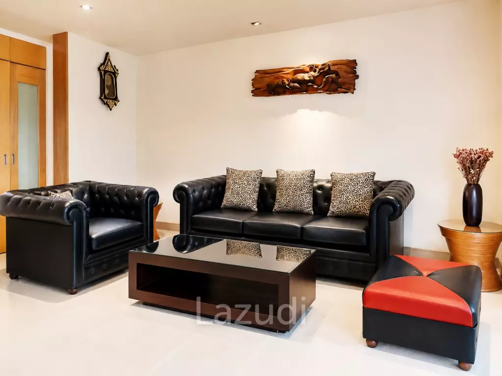 BLUE LAGOON : 2 Bed Pool Access Condo near the beach