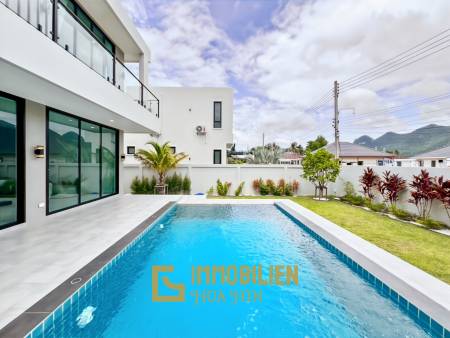 Escape to Sam Roi Yot: Ultimate Modern Pool Villa