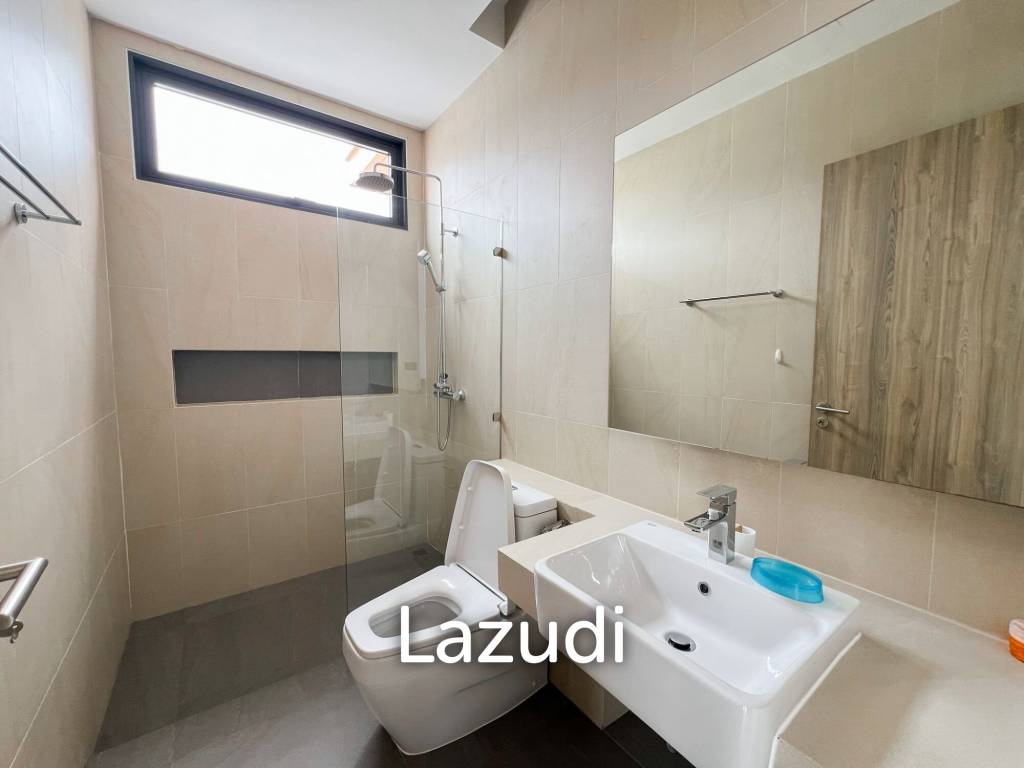 Modern 2-Bedroom Pool Villa Near Fisherman’s Village