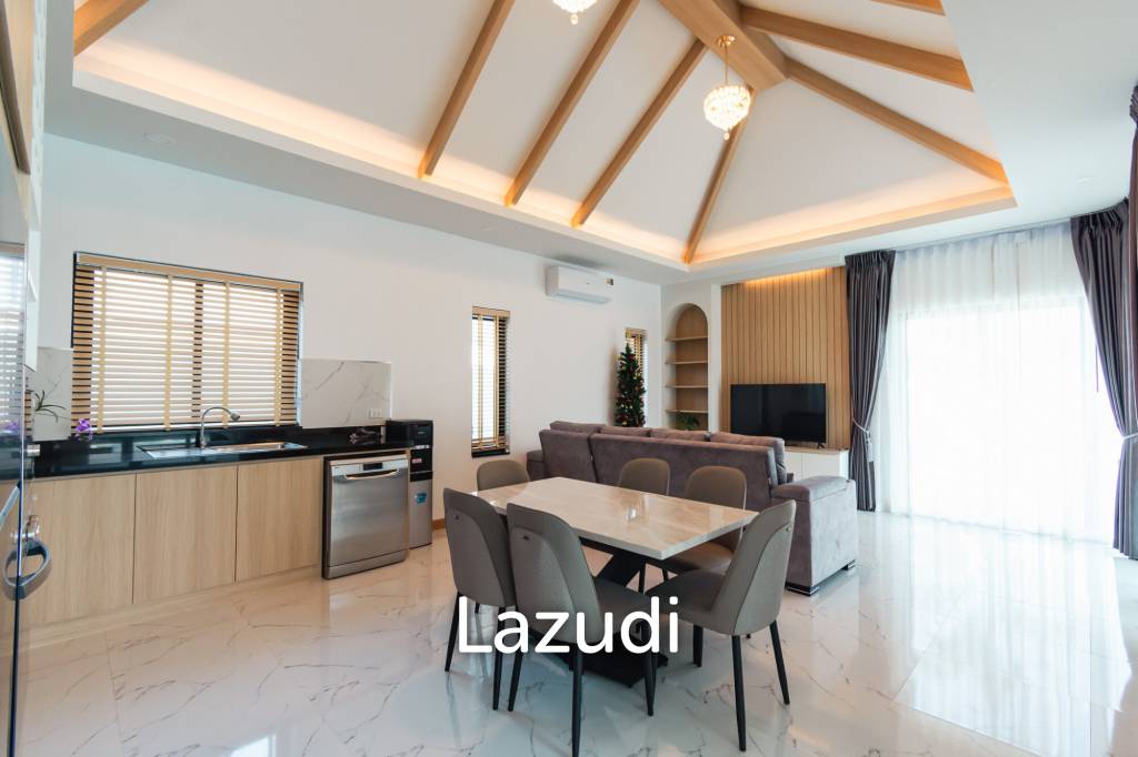 205 sqm modern villa with pool and rooftop terrace in Hua Hin City