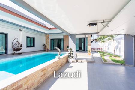 205 sqm modern villa with pool and rooftop terrace in Hua Hin City