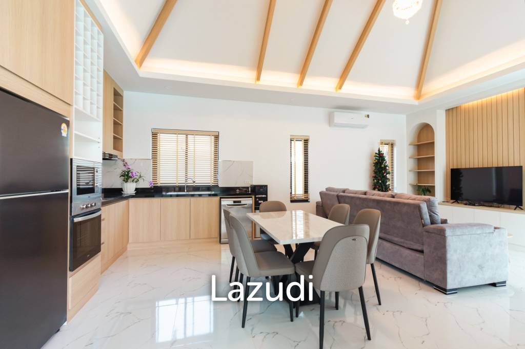 260 sqm modern villa with pool and rooftop terrace in Hua Hin City