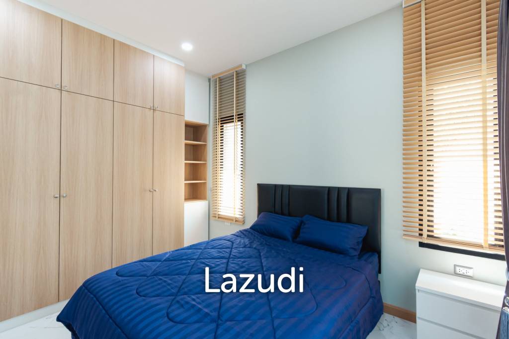 260 sqm modern villa with pool and rooftop terrace in Hua Hin City