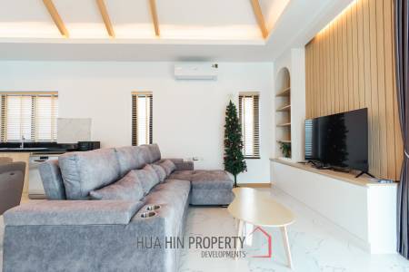 260 sqm modern villa with pool and rooftop terrace in Hua Hin City