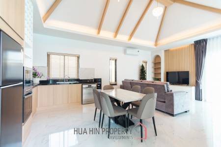 260 sqm modern villa with pool and rooftop terrace in Hua Hin City